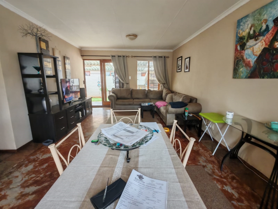 2 Bedroom Property for Sale in Vaalpark Free State